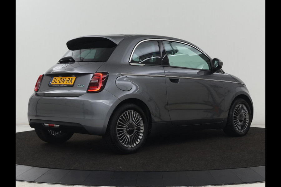 Fiat 500 Icon 42 kWh | Carplay | Cruise control | Climate control | Bluetooth | 16'' lichtmetalen velgen