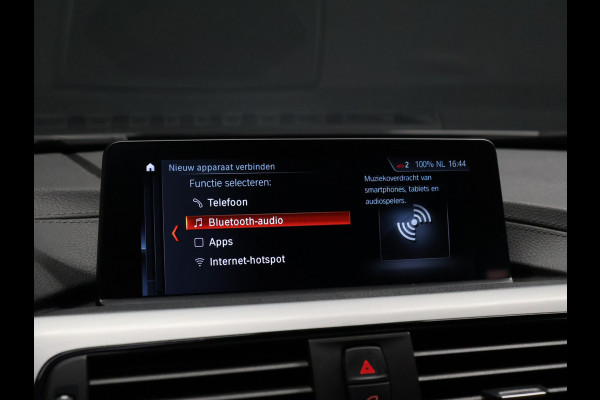 BMW 4 Serie Gran Coupé 418i M Sport [M-PAKKET, SCHUIFKANTELDAK, ELEKTRISCHE STOELEN, CAMERA, PDC 360, STOELVERWARMING, HUD, BLUETOOTH TELEFOON, NIEUWSTAAT]