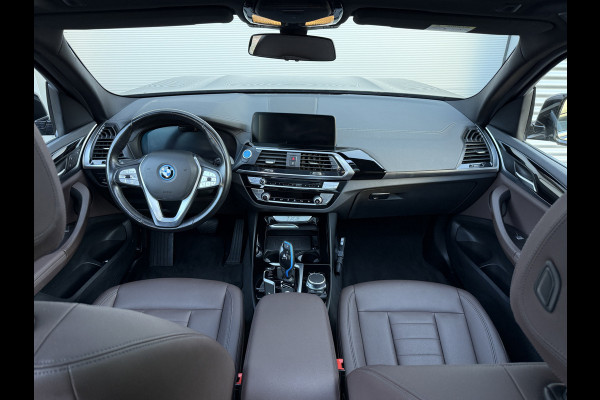 BMW iX3 Executive 80 kWh | SOH 98% | Panoramadak | Memory stoelen | Dodehoek detectie