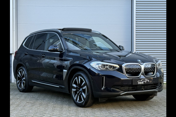 BMW iX3 Executive 80 kWh | SOH 98% | Panoramadak | Memory stoelen | Dodehoek detectie