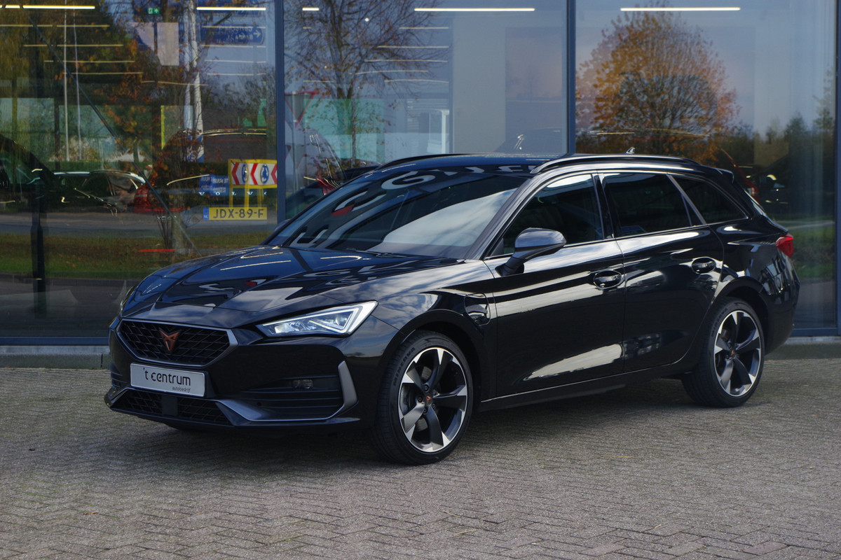 CUPRA Leon Sportstourer 1.4 e-Hybrid 204 PK Adrenaline PHEV, Trekhaak, Winterpakket, Adap. Cruise Control, Carplay