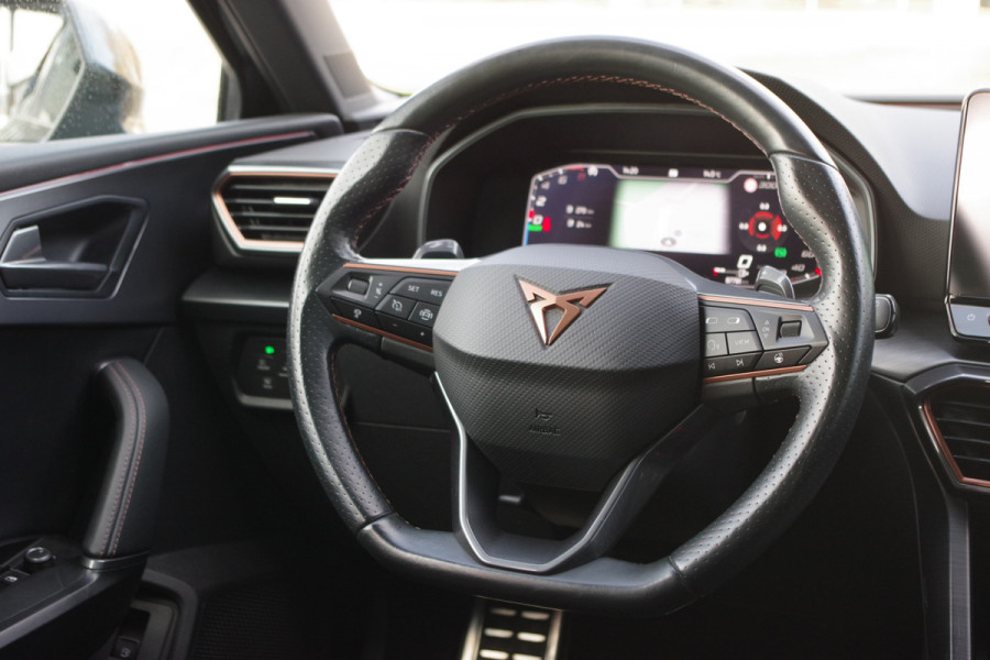 CUPRA Leon Sportstourer 1.4 e-Hybrid 204 PK Adrenaline PHEV, Trekhaak, Winterpakket, Adap. Cruise Control, Carplay