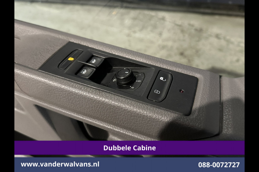 Volkswagen Transporter 2.0 TDI 150pk Automaat L2H1 Dubbele Cabine Euro6 Airco | 5-Zits | Camera | Apple Carplay Android Auto, Cruisecontrol, 2500kg Trekhaak