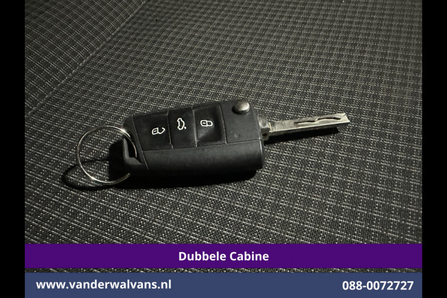 Volkswagen Transporter 2.0 TDI 150pk Automaat L2H1 Dubbele Cabine Euro6 Airco | 5-Zits | Camera | Apple Carplay Android Auto, Cruisecontrol, 2500kg Trekhaak