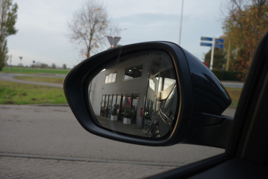 Alfa Romeo Stelvio 2.0 T 280 PK AWD Q4 Veloce, Adap. Onderstel, Panoramadak, Trekhaak, H/K Sound, Lederen Sportstoelen