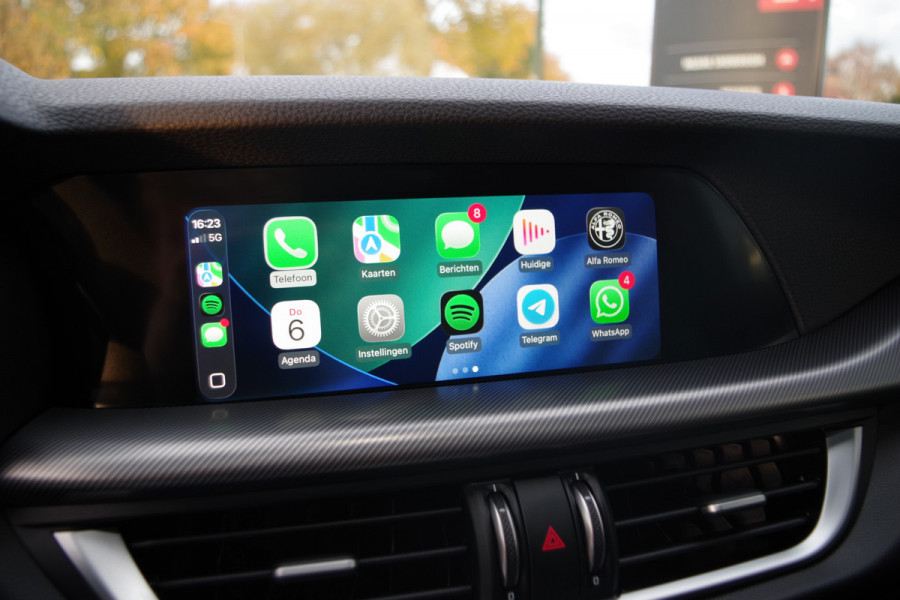 Alfa Romeo Stelvio 2.0 T 280 PK AWD Q4 Veloce, Adap. Onderstel, Panoramadak, Trekhaak, H/K Sound, Lederen Sportstoelen