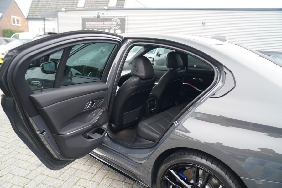 BMW 3-serie 330e High Executive | M-pakket | Facelift 2025 | Widescreen Groot Navi | Camera |