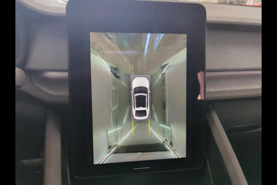 Polestar 2 Long Range Dual Motor Launch Edition 78kWh | Panoramadak | Stoelverwarming | Stuurverwarming | 360 Camera | Head-Up Display | Keyless | Apple Carplay | BTW | LED |