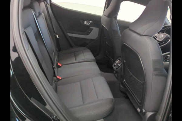 Polestar 2 Long Range Dual Motor Launch Edition 78kWh | Panoramadak | Stoelverwarming | Stuurverwarming | 360 Camera | Head-Up Display | Keyless | Apple Carplay | BTW | LED |