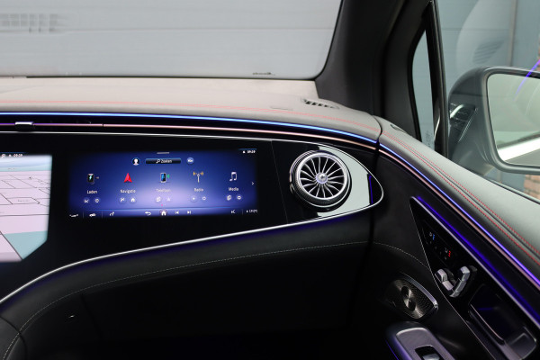 Mercedes-Benz EQE SUV AMG 53 4MATIC+ 91 kWh | MBUX Hyperscreen | Airmatic | Achterasbesturing | Distronic+ | Memory | Stoelventilatie | Burmester | Digital Light | Trekhaak | HUD | Warmtepomp |