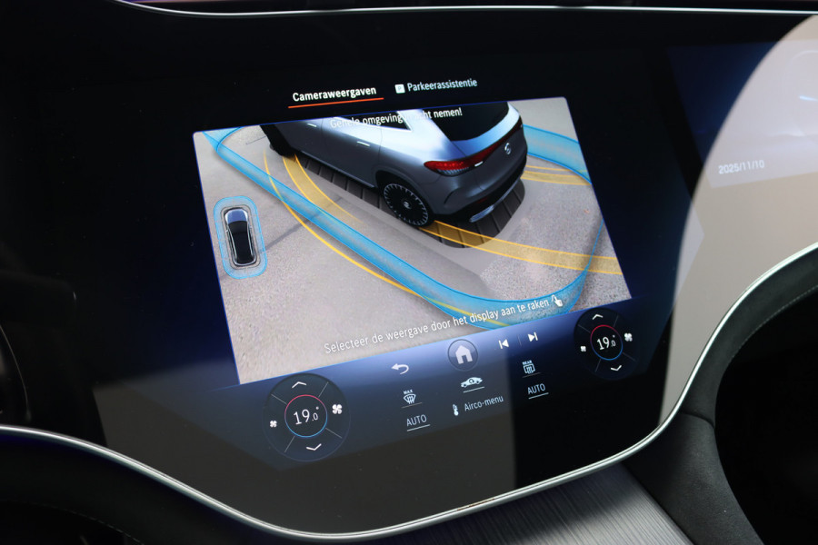 Mercedes-Benz EQE SUV AMG 53 4MATIC+ 91 kWh | MBUX Hyperscreen | Airmatic | Achterasbesturing | Distronic+ | Memory | Stoelventilatie | Burmester | Digital Light | Trekhaak | HUD | Warmtepomp |