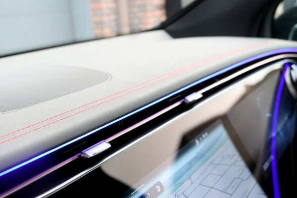 Mercedes-Benz EQE SUV AMG 53 4MATIC+ 91 kWh | MBUX Hyperscreen | Airmatic | Achterasbesturing | Distronic+ | Memory | Stoelventilatie | Burmester | Digital Light | Trekhaak | HUD | Warmtepomp |