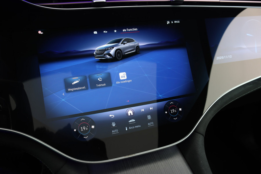 Mercedes-Benz EQE SUV AMG 53 4MATIC+ 91 kWh | MBUX Hyperscreen | Airmatic | Achterasbesturing | Distronic+ | Memory | Stoelventilatie | Burmester | Digital Light | Trekhaak | HUD | Warmtepomp |