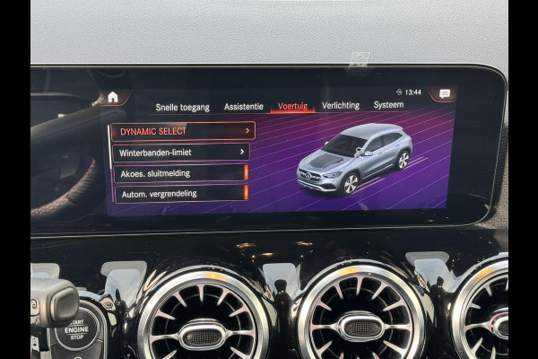 Mercedes-Benz GLA 200 AMG Sfeerverlichting Trekhaak Cruise Climate Navigatie Bluetooth Stoelverwarming
