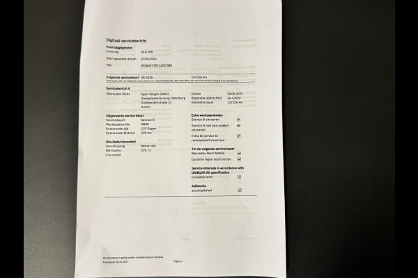 Mercedes-Benz GLA 200 AMG Sfeerverlichting Trekhaak Cruise Climate Navigatie Bluetooth Stoelverwarming