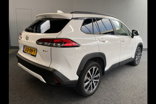 Toyota Corolla Cross Hybrid 140 Dynamic Automaat uit 2024 Rijklaar + Fabrieksgarantie Henk Jongen Auto's in Helmond,  al 50 jaar service zoals 't hoort!