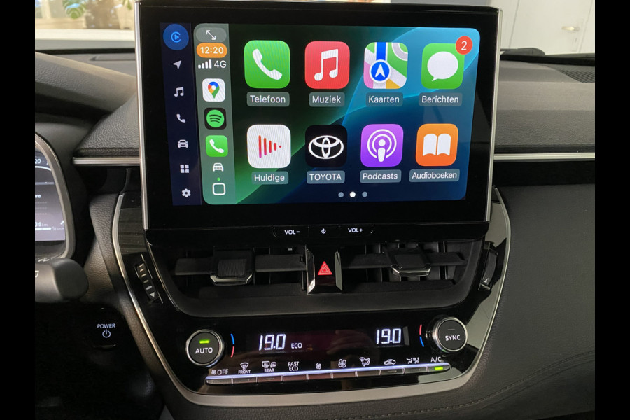 Toyota Corolla Cross Hybrid 140 Dynamic Automaat uit 2024 Rijklaar + Fabrieksgarantie Henk Jongen Auto's in Helmond,  al 50 jaar service zoals 't hoort!