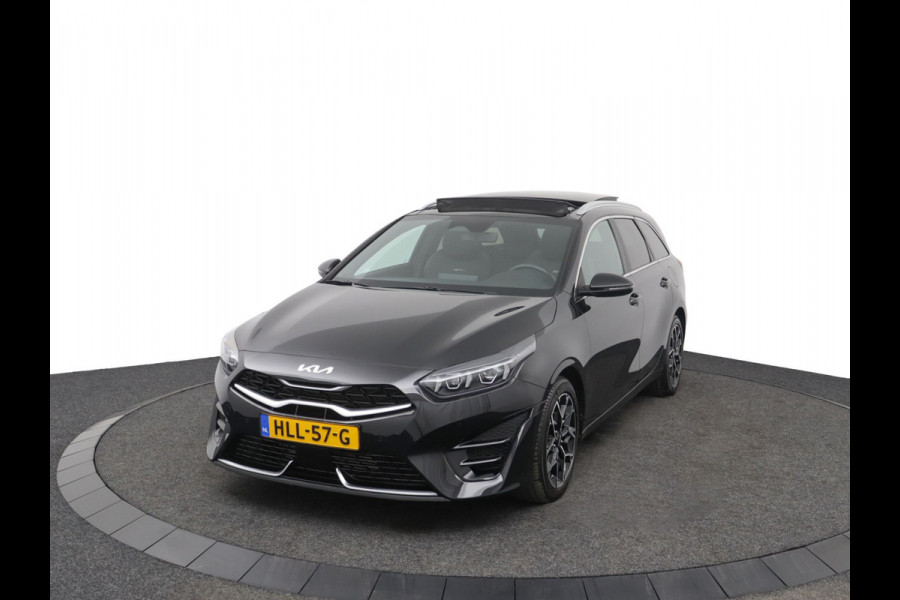 Kia Ceed Sportswagon 1.5 T-GDi GT-Line Automaat - Kantel/schuifdak - Navigatie - Adaptive Cruisecontrol - Achteruitrijcamera - Parkeersensoren - - Fabrieksgarantie tot 04-2032 of 150.000 km