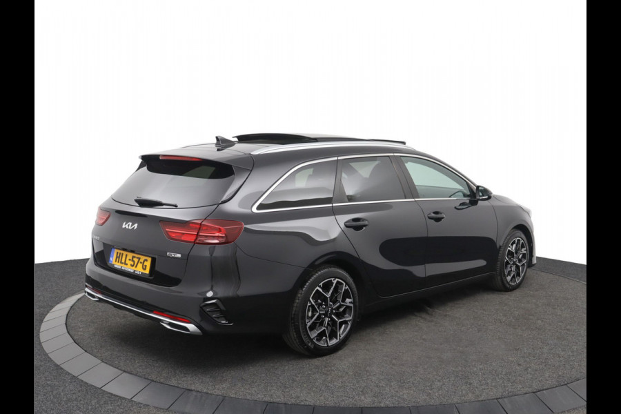 Kia Ceed Sportswagon 1.5 T-GDi GT-Line Automaat - Kantel/schuifdak - Navigatie - Adaptive Cruisecontrol - Achteruitrijcamera - Parkeersensoren - - Fabrieksgarantie tot 04-2032 of 150.000 km