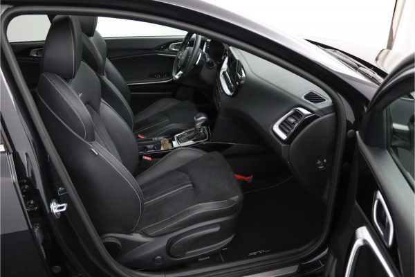 Kia Ceed Sportswagon 1.5 T-GDi GT-Line Automaat - Kantel/schuifdak - Navigatie - Adaptive Cruisecontrol - Achteruitrijcamera - Parkeersensoren - - Fabrieksgarantie tot 04-2032 of 150.000 km