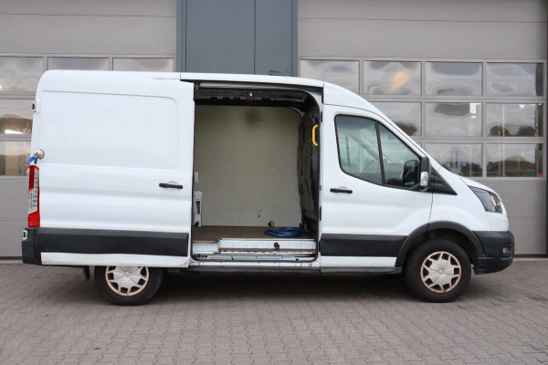 Ford E-Transit 350 68KWH L2H2 l l NAVI l CAMERA l STOELVERWARMING l CRUISE CONTROL