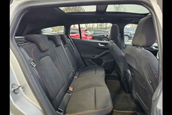 Ford FOCUS Wagon 1.0 EcoBoost Hybrid ST Line X 155pk | Trekhaak afneembaar | Panoramadak | Bang&Olufsen | Adaptive cruise control | Winter Pack | All season banden | Camera