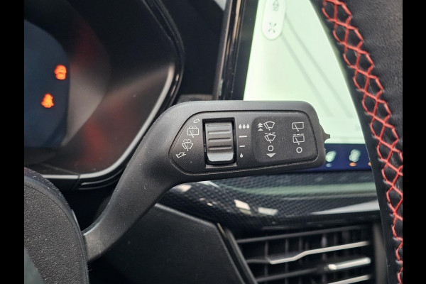 Ford FOCUS Wagon 1.0 EcoBoost Hybrid ST Line X 155pk | Trekhaak afneembaar | Panoramadak | Bang&Olufsen | Adaptive cruise control | Winter Pack | All season banden | Camera