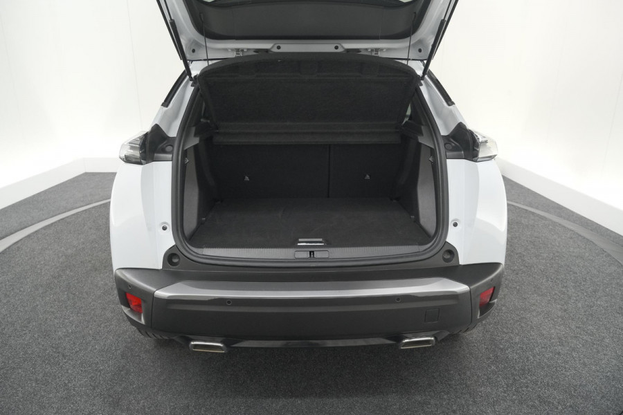 Peugeot 2008 PureTech 130 EAT8 GT | Camera | Apple Carplay | Parkeersensoren | 17 Inch Lichtmetalen Velgen
