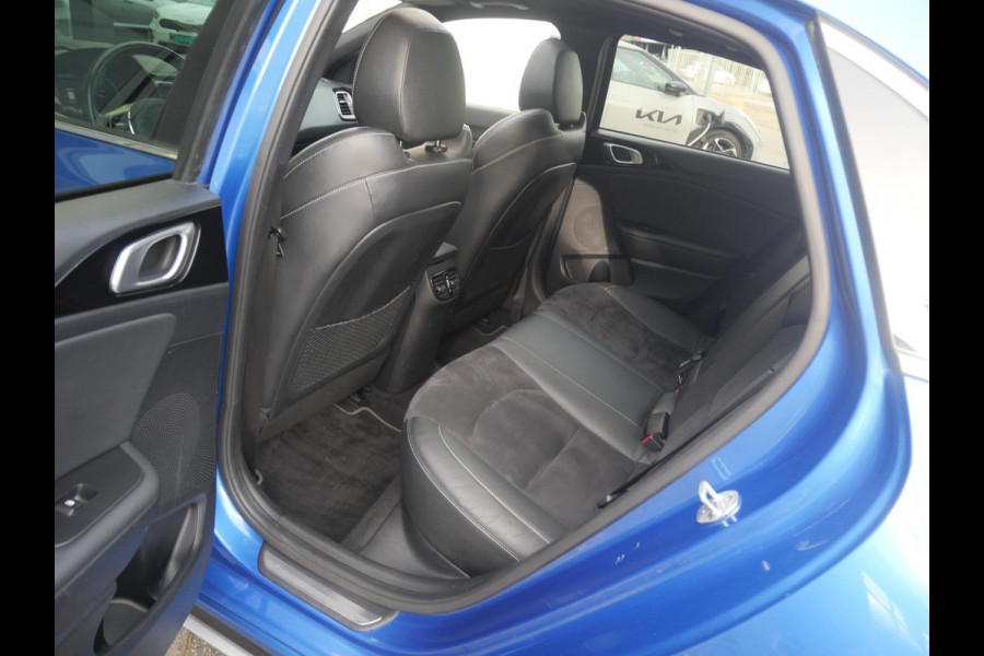 Kia Ceed 1.5 T-GDi GT-Line | Cruise | Clima | Camera | Navi | Keyless | Schuif-kanteldak |