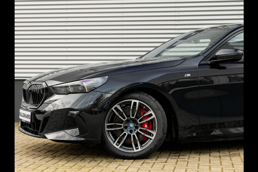 BMW i5 eDrive40 M-Sport Pro - Pano - Onderstel Prof - Driving Ass Prof - Harman Kardon