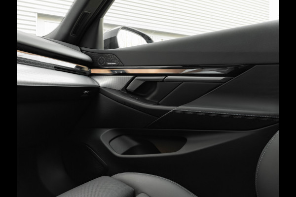 BMW i5 eDrive40 M-Sport Pro - Pano - Onderstel Prof - Driving Ass Prof - Harman Kardon