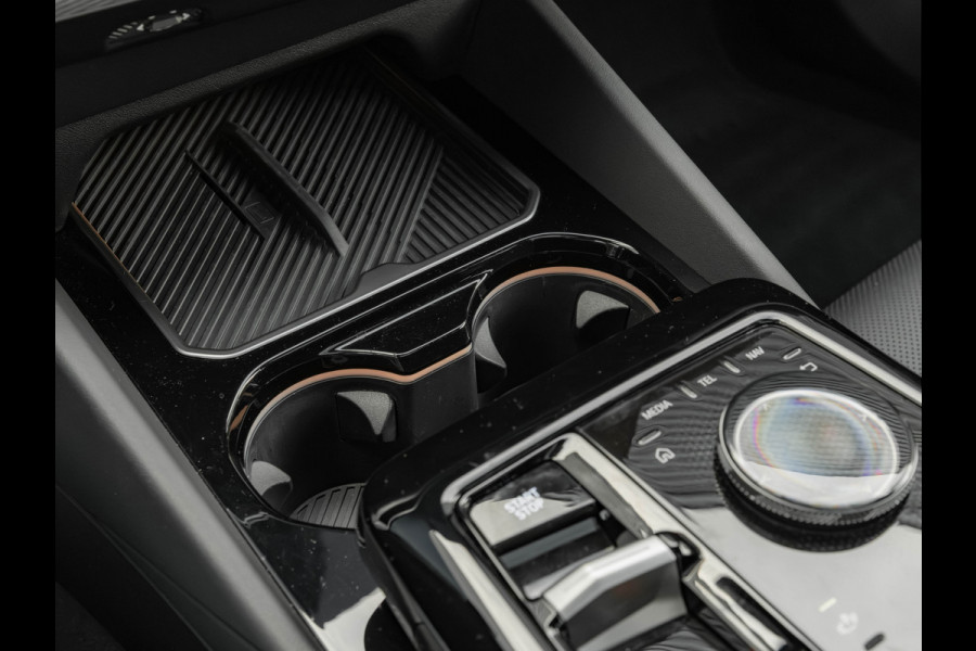 BMW i5 eDrive40 M-Sport Pro - Pano - Onderstel Prof - Driving Ass Prof - Harman Kardon