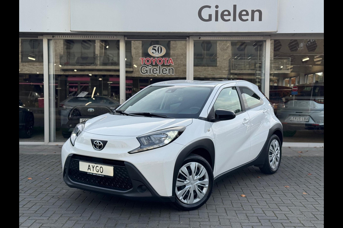 Toyota Aygo X 1.0 VVT-i MT Play | Eerste eigenaar, Apple CarPlay/Android auto, Airco, Parkeercamera, Adaptive cruise control