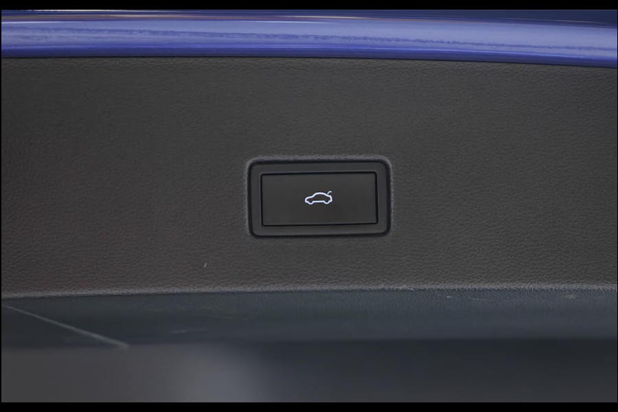 Volkswagen T-Roc 2.0 TSI 4Motion R 300PK Pano|Beats|Camera|Blind|ACC|Trekhaak|Virtual