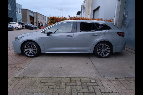 Toyota Corolla Touring Sports 1.8 Hybrid Executive HUD