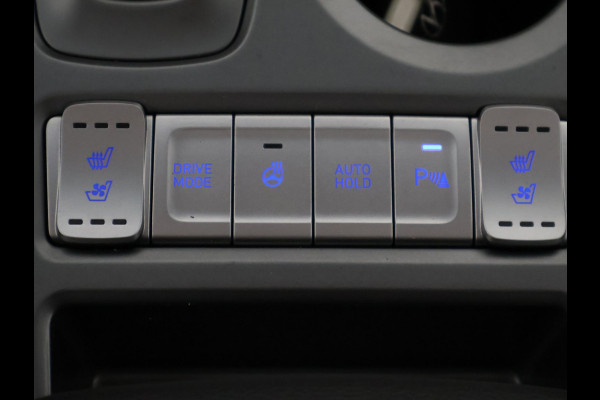 Hyundai Kona EV Fashion Design 64 kWh Two-Tone 400 km actieradius | ACCU 100% | Navigatie | Schuif-/Kanteldak | Leder |