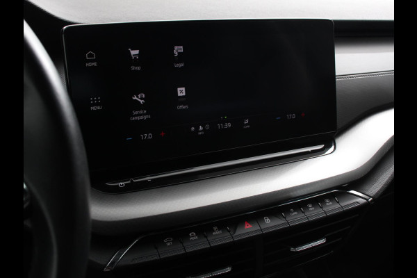 Škoda Octavia Combi 1.0 e-TSI Automaat Business Edition Climate control | Cruise control | Parkeersensoren | Navigatie | LED | Trekhaak | Lichtmetalen velgen | Apple Carplay / Android Auto