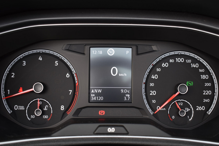 Volkswagen T-Roc Cabrio 1.5 TSI 150PK DSG R-LINE LEDER/PDC/NAVI***