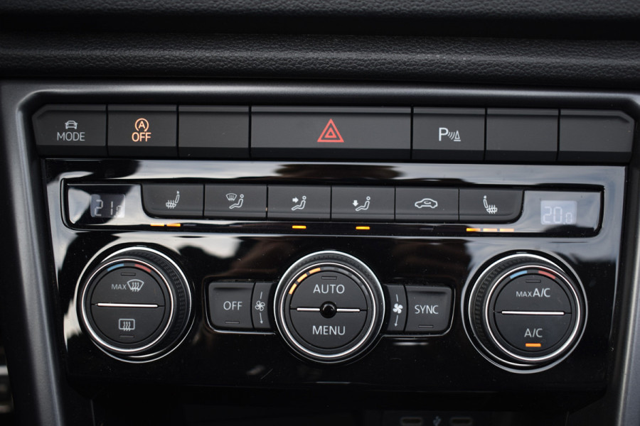 Volkswagen T-Roc Cabrio 1.5 TSI 150PK DSG R-LINE LEDER/PDC/NAVI***