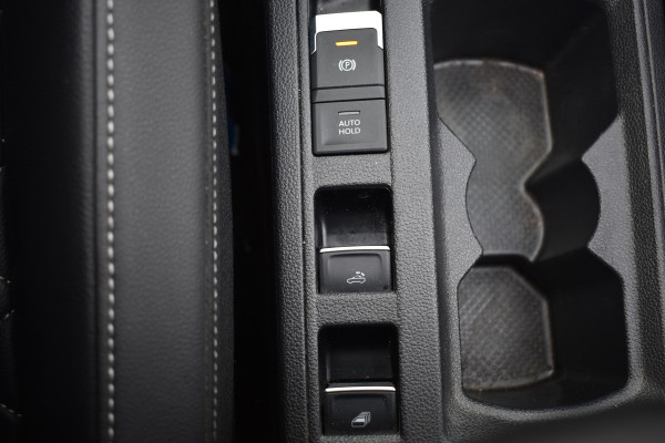 Volkswagen T-Roc Cabrio 1.5 TSI 150PK DSG R-LINE LEDER/PDC/NAVI***