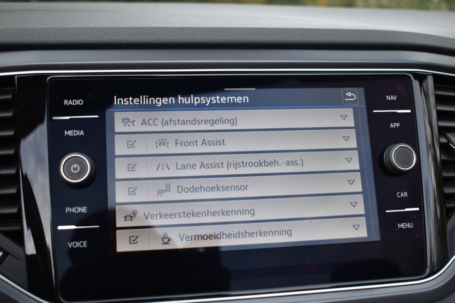 Volkswagen T-Roc Cabrio 1.5 TSI 150PK DSG R-LINE LEDER/PDC/NAVI***