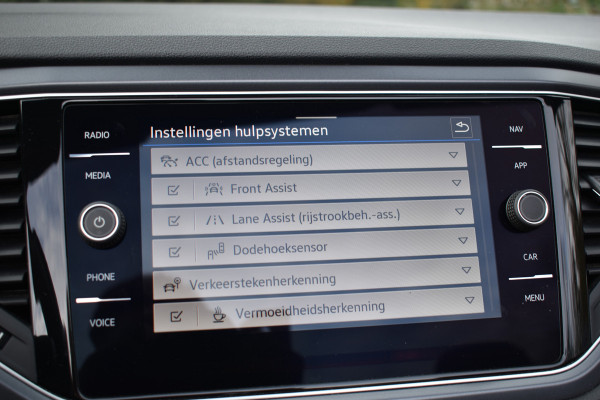 Volkswagen T-Roc Cabrio 1.5 TSI 150PK DSG R-LINE LEDER/PDC/NAVI***