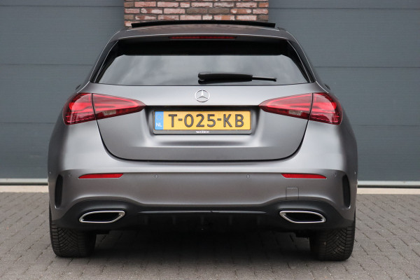 Mercedes-Benz A-Klasse 250 e AMG Line | Panoramadak | Memory | HUD | Keyless Go | Advanced Sound System | Surround Camera | Multibeam LED | Dodehoekassistent | Sfeerverlichting |