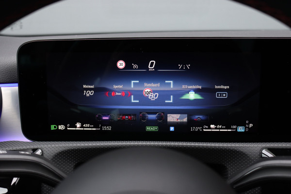Mercedes-Benz A-Klasse 250 e AMG Line | Panoramadak | Memory | HUD | Keyless Go | Advanced Sound System | Surround Camera | Multibeam LED | Dodehoekassistent | Sfeerverlichting |