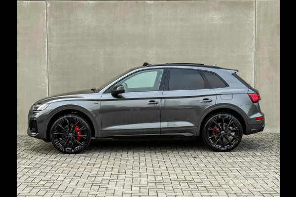 Audi Q5 50 TFSI e Quattro Competition Pro Line S S-Line 299pk Automaat! Kuipstoelen|Panoramadak|Virtual Cockpit|Camera|HUD|22inch