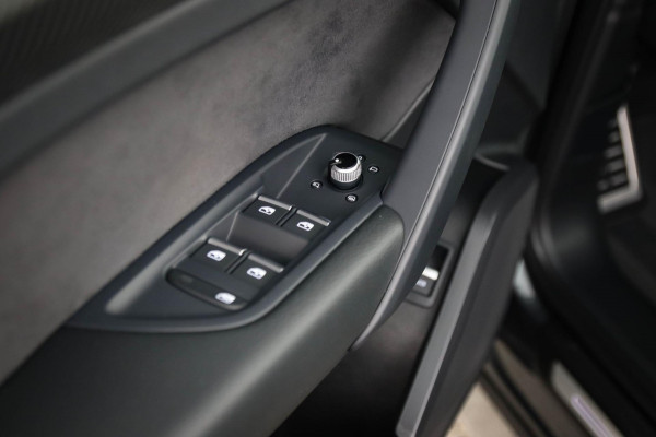 Audi Q5 50 TFSI e Quattro Competition Pro Line S S-Line 299pk Automaat! Kuipstoelen|Panoramadak|Virtual Cockpit|Camera|HUD|22inch