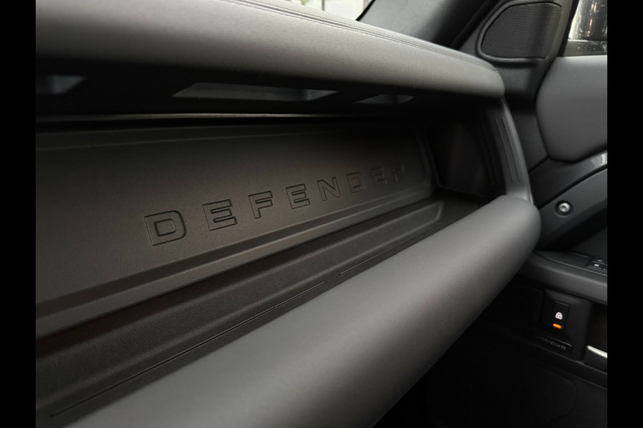 Land Rover Defender 110 P300e X-Dynamic SE ACC/Meridian trekh/head-up/5jr garantie/Panoramadak
