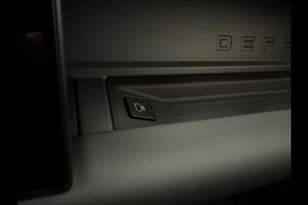 Land Rover Defender 110 P300e X-Dynamic SE ACC/Meridian trekh/head-up/5jr garantie/Panoramadak