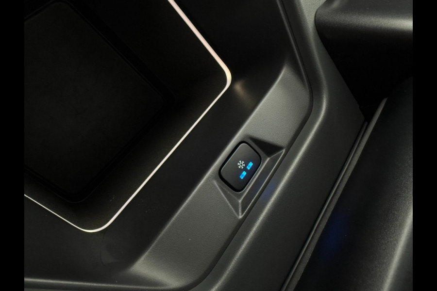 Land Rover Defender 110 P300e X-Dynamic SE ACC/Meridian trekh/head-up/5jr garantie/Panoramadak