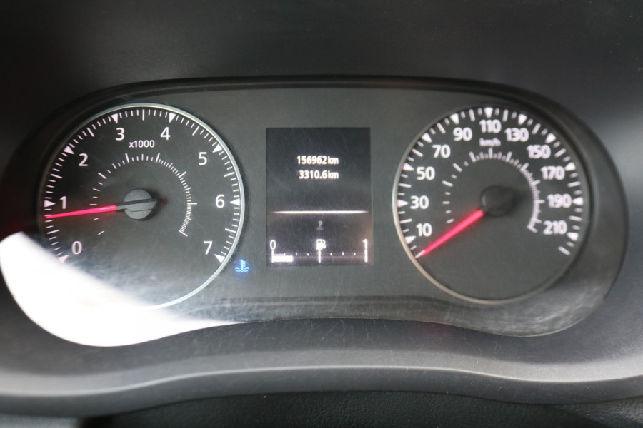 Renault Master 2.3 dCi 135pk L2 H2 Airco Navigatie Imperiaal Inrichting